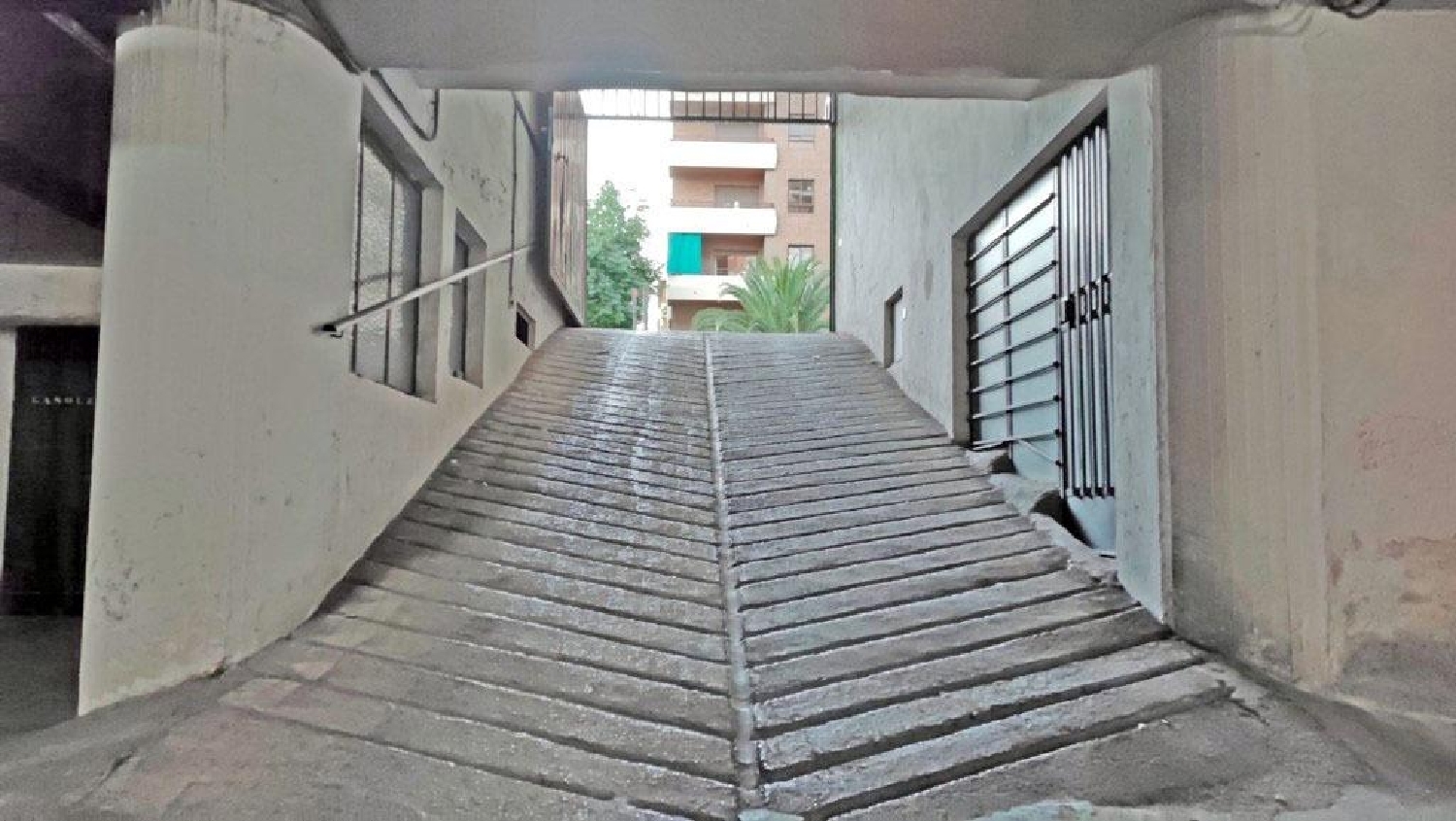  till salu parkering Ronda Vega De Granada 6