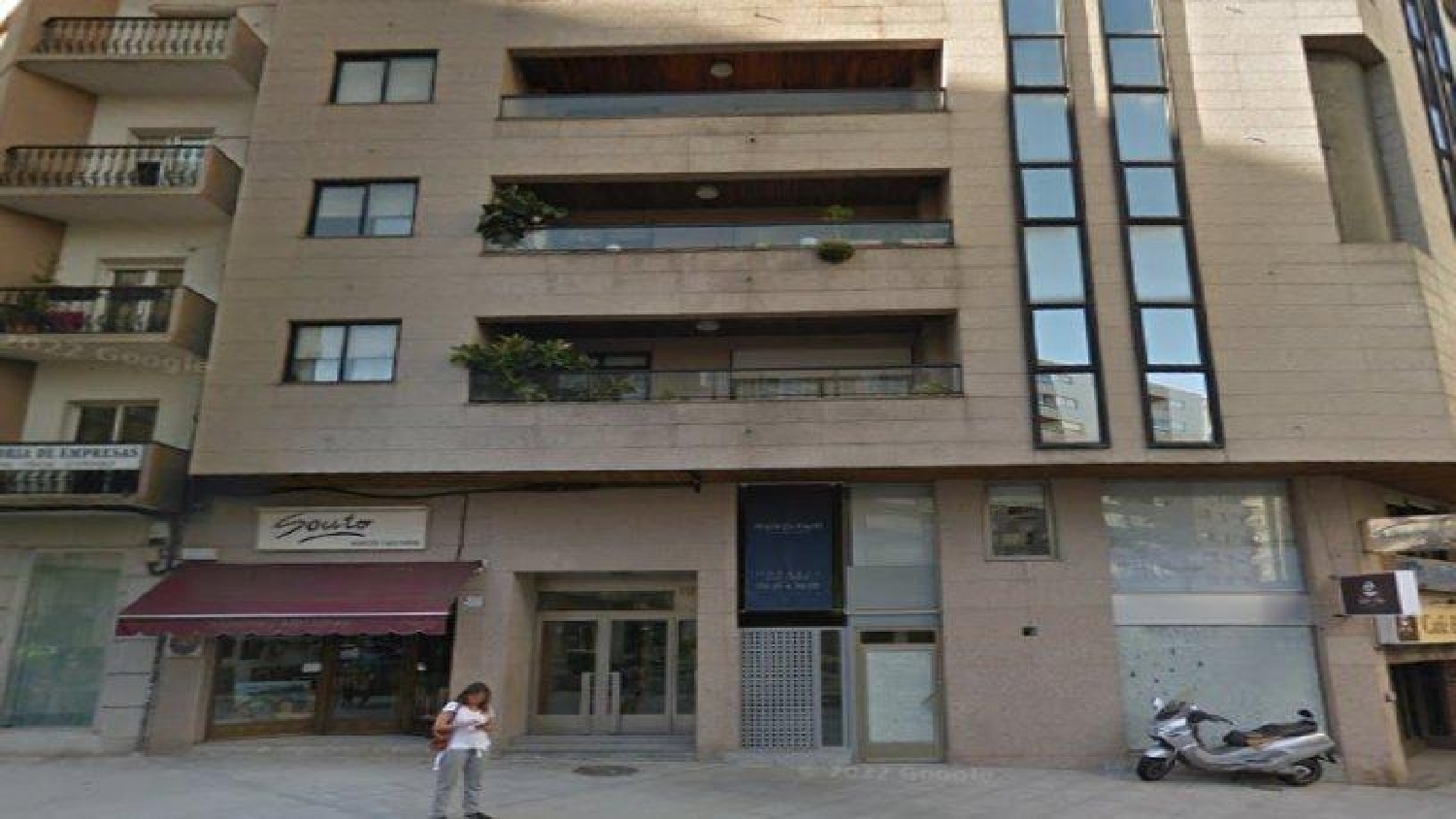 till salu parkering Roupeiro Vigo 2