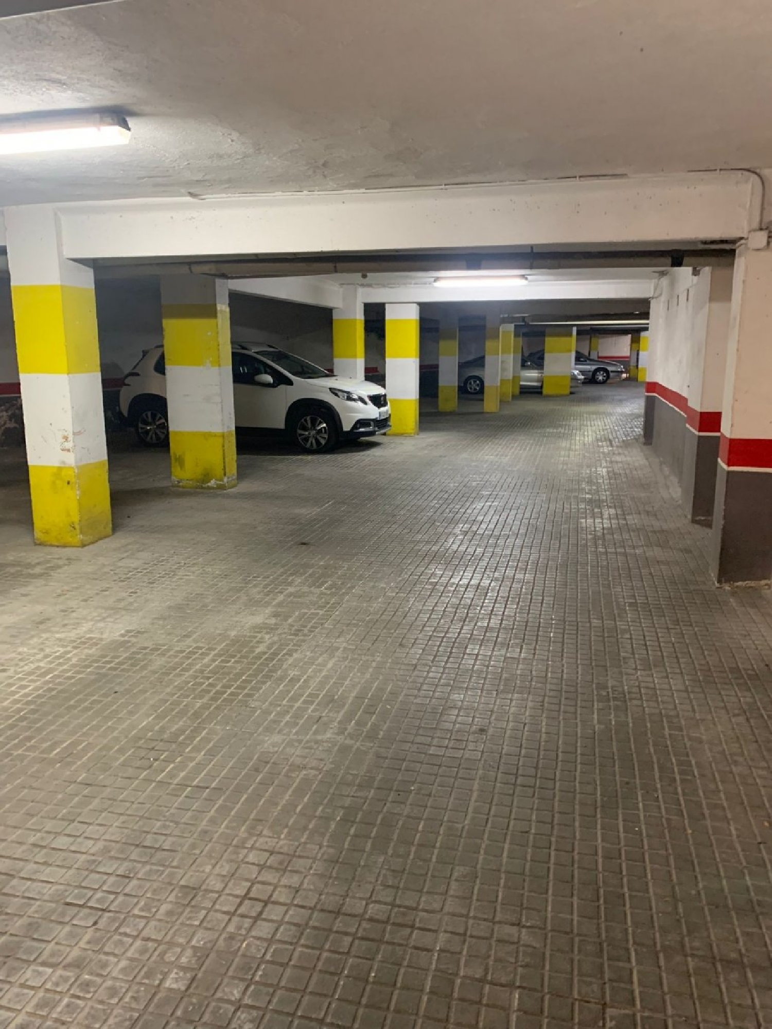  till salu parkering Salou Tarragonès 7