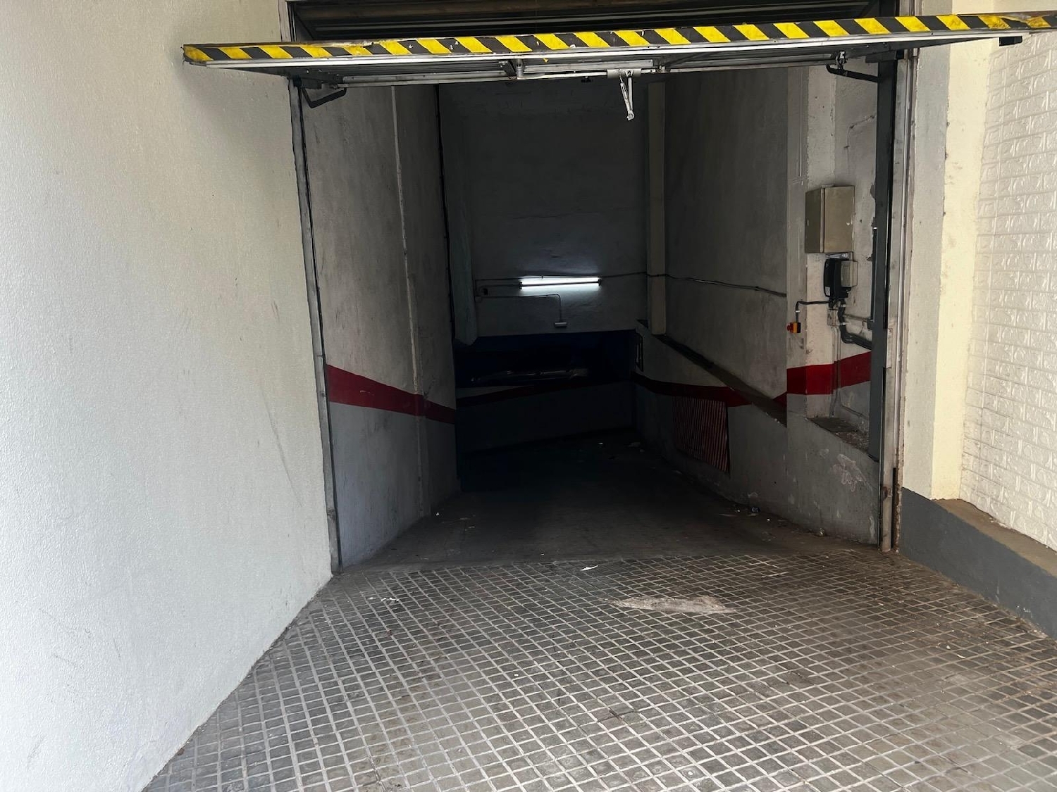 till salu parkering Salt Gironès 2