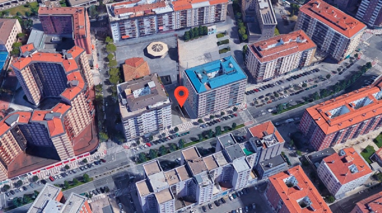  till salu parkering San Juan-Donibane Pamplona 2