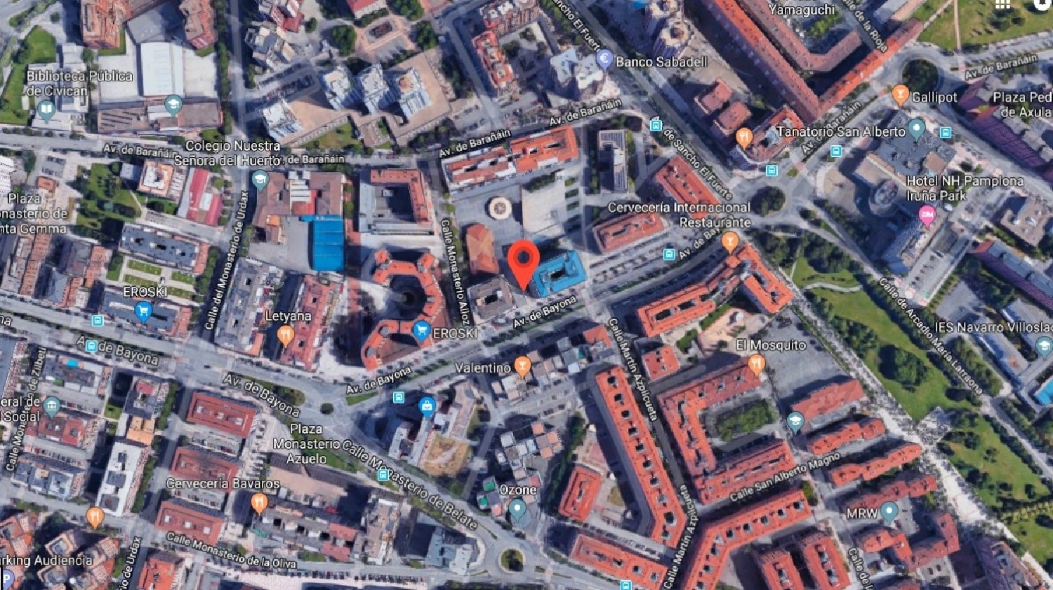  till salu parkering San Juan-Donibane Pamplona 3