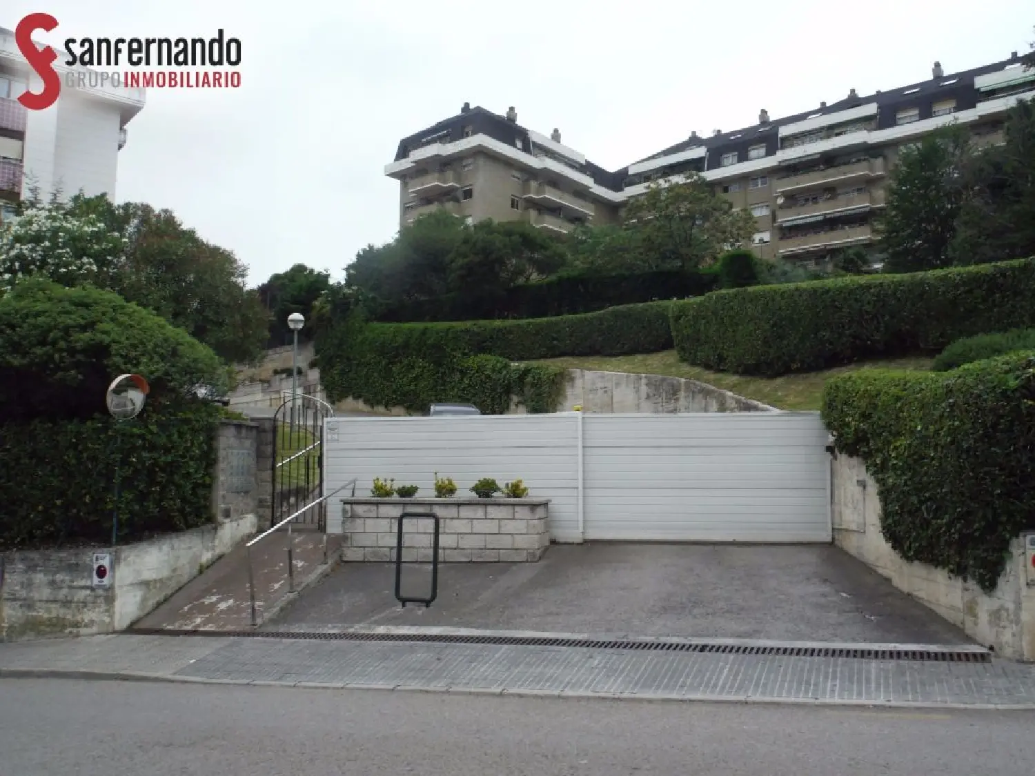 till salu parkering Cueto Comarca De Santander 2