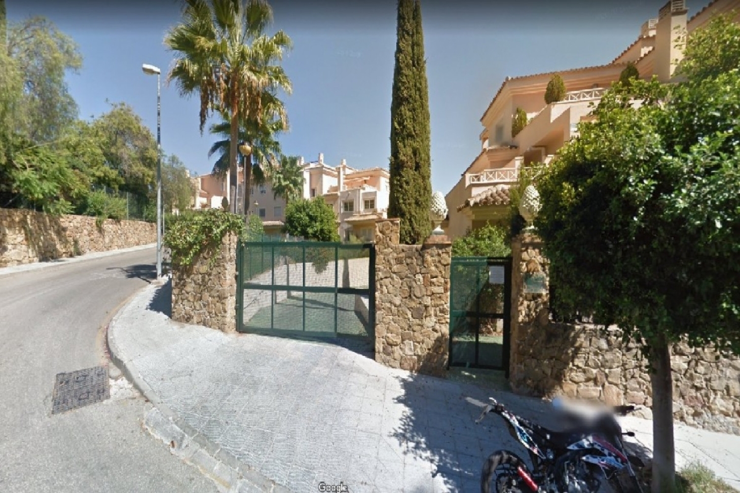  till salu parkering Santa Clara Costa Del Sol Occidental 1