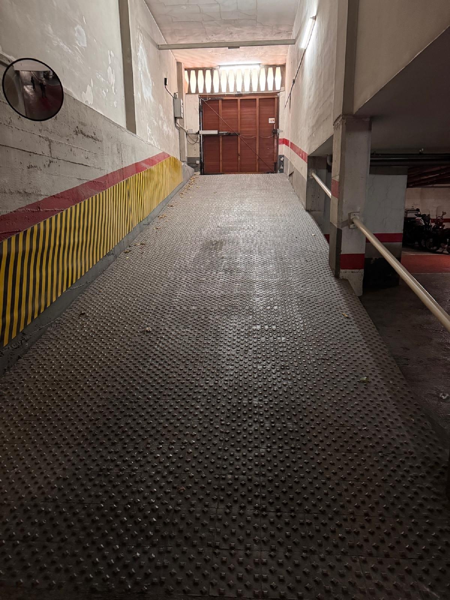 te koop parkeerplaats Can Nadal Maresme 3