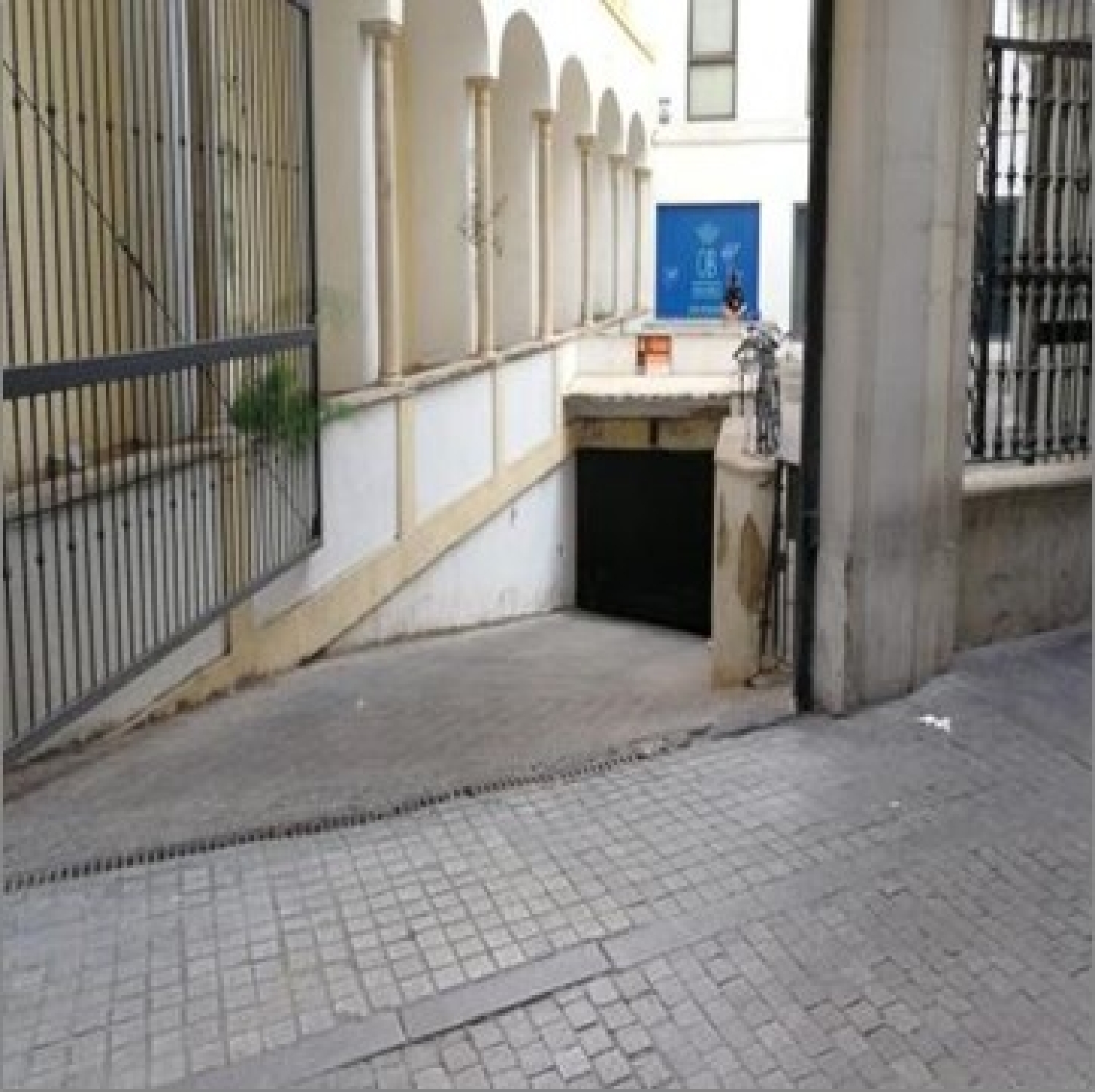 till salu parkering Sevilla Casco Antiguo 41002 Metropolitana De Sevilla 2
