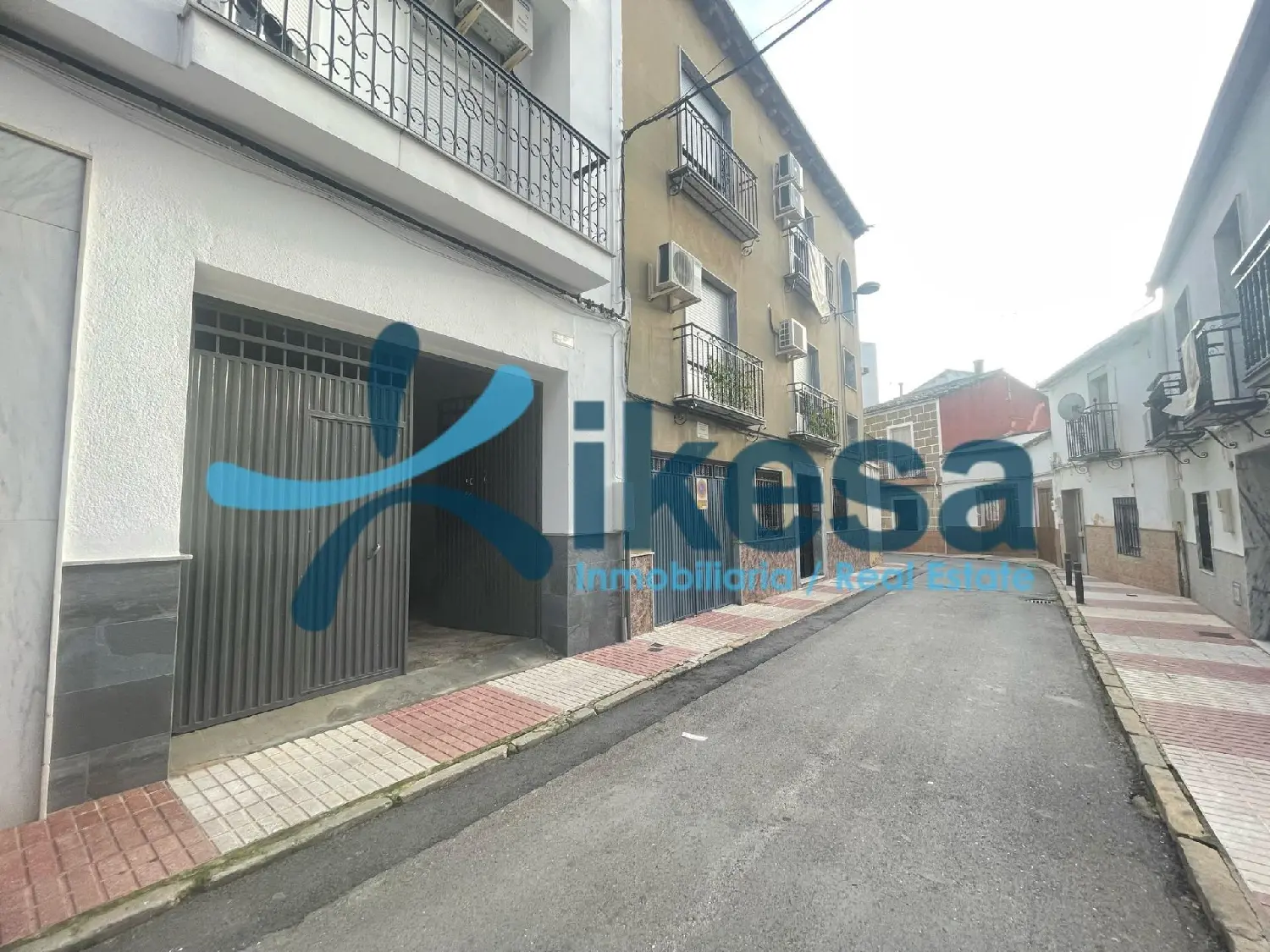  till salu parkering Sevilleja Sierra Morena 1