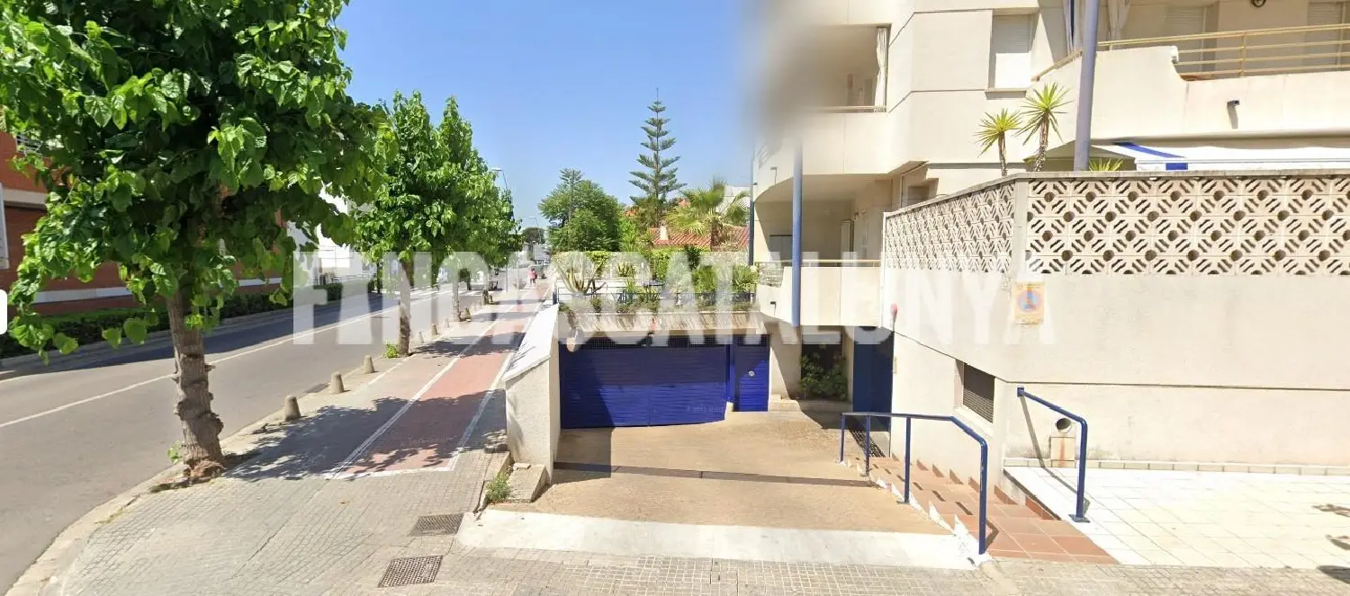  till salu parkering El Passeig Maritim Garraf 1