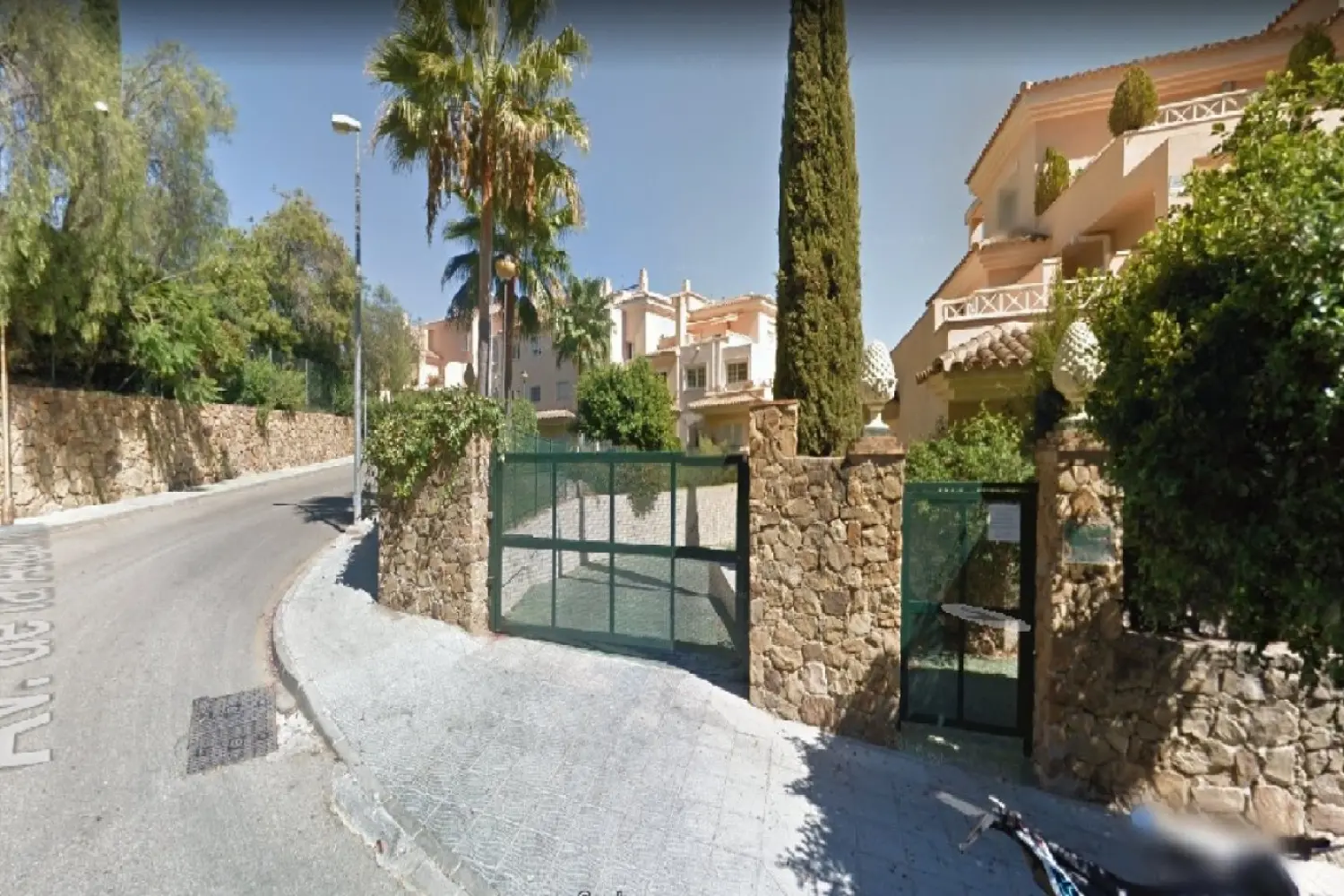 till salu parkering Santa Clara Costa Del Sol Occidental 2