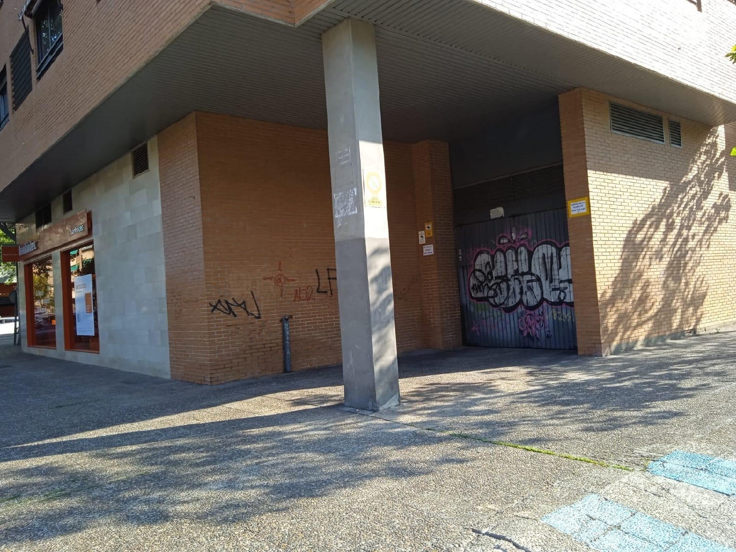  till salu parkering Universidad D.C. Zaragoza 7