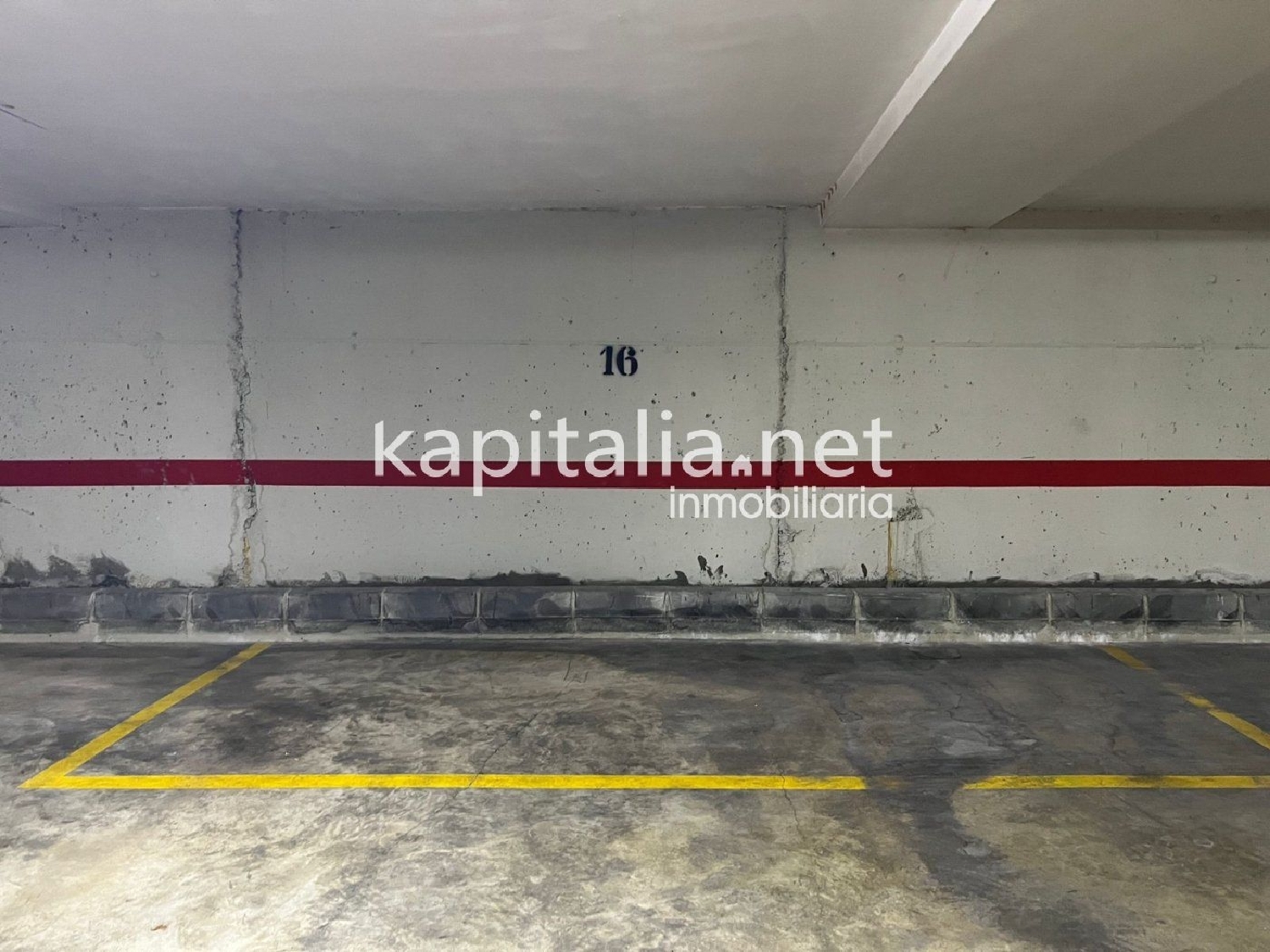 till salu parkering Urbanització D'hèlios Vall D'albaida 3