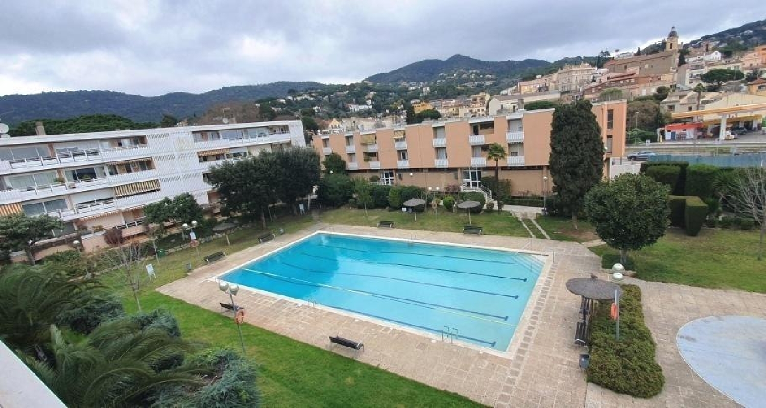 till salu takvåning Cabrils Maresme 2