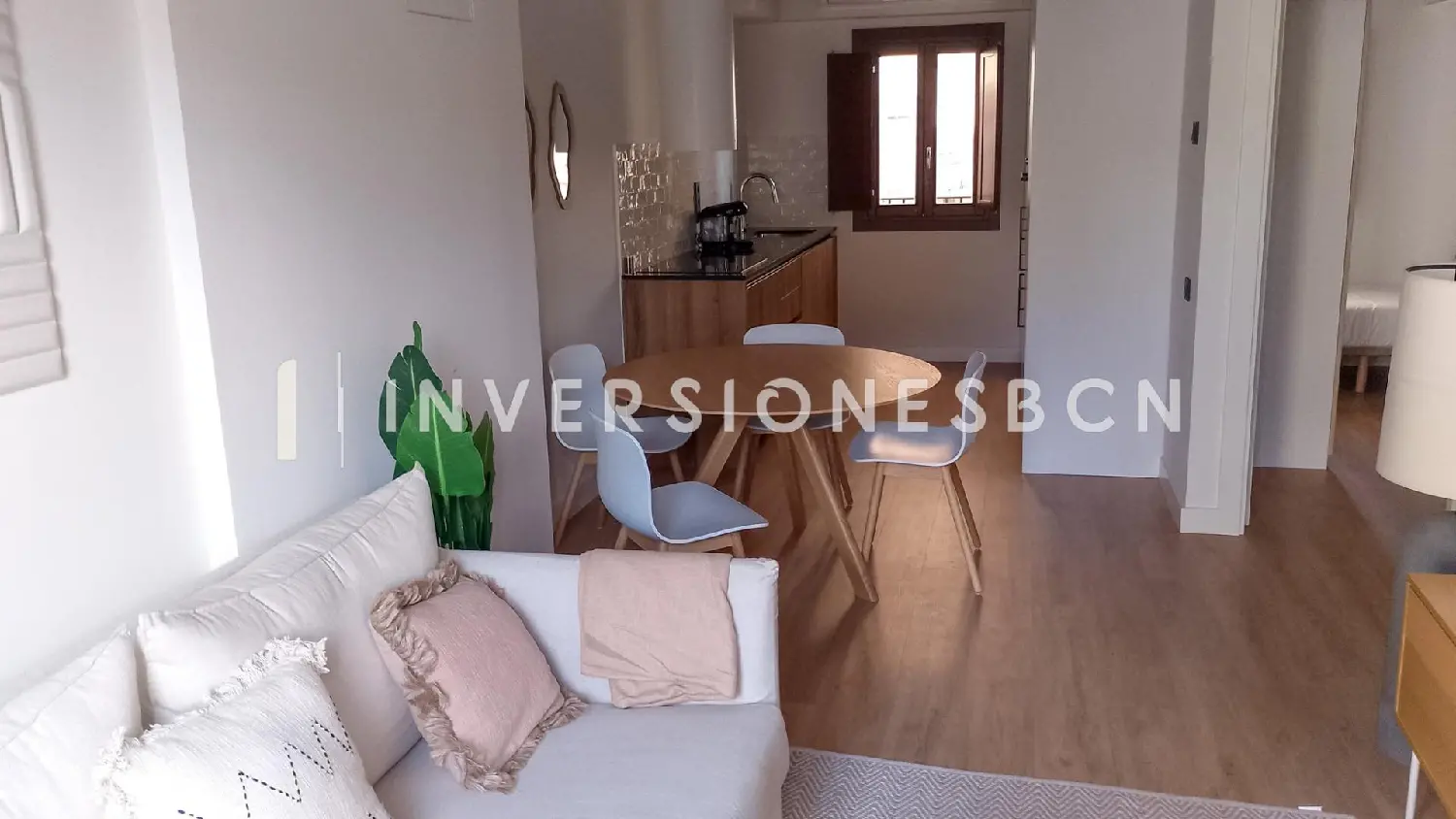 till salu takvåning Ciutat Vella-Raval Barcelonès 2
