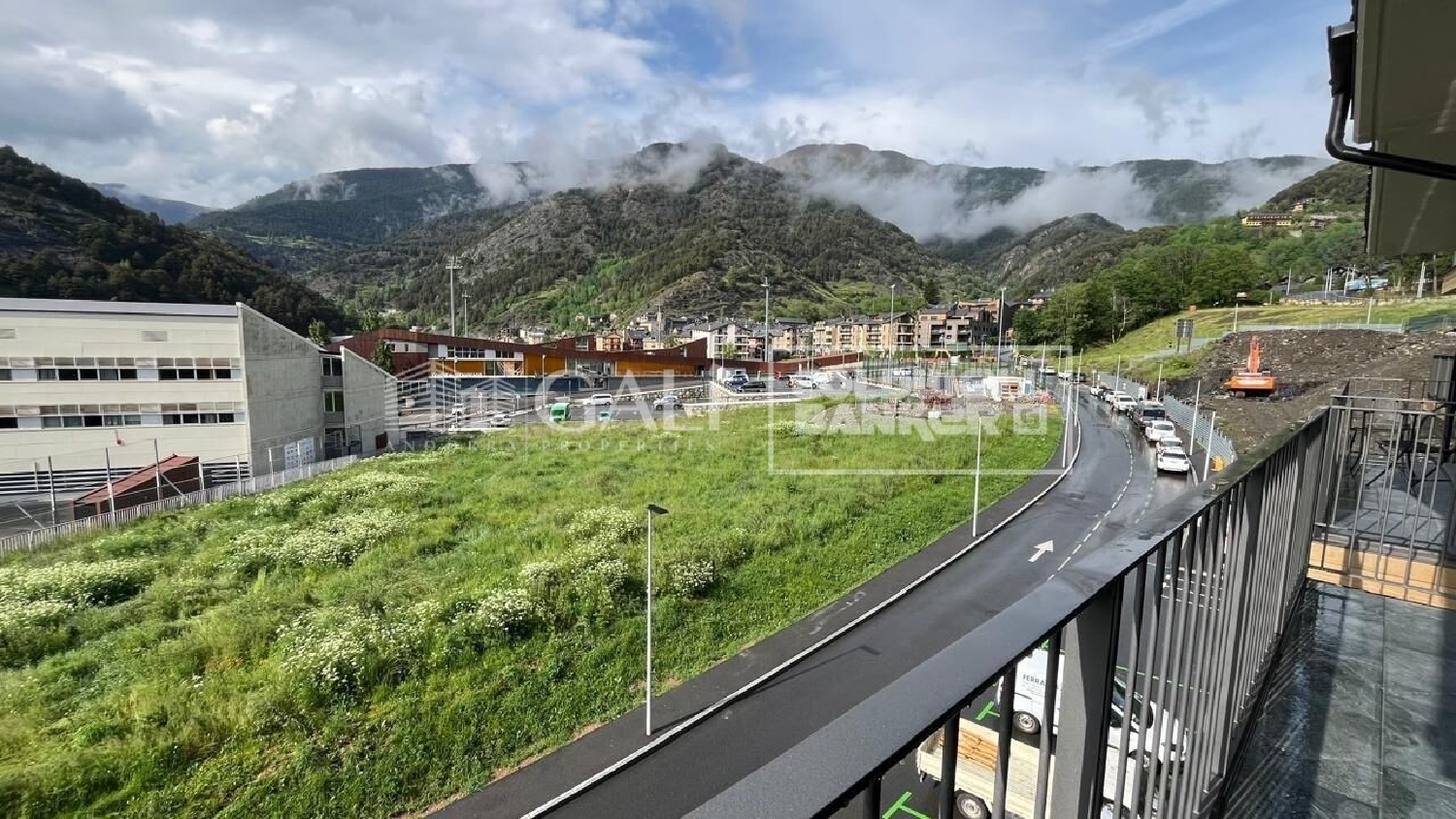  till salu takvåning Llorts Ordino 8