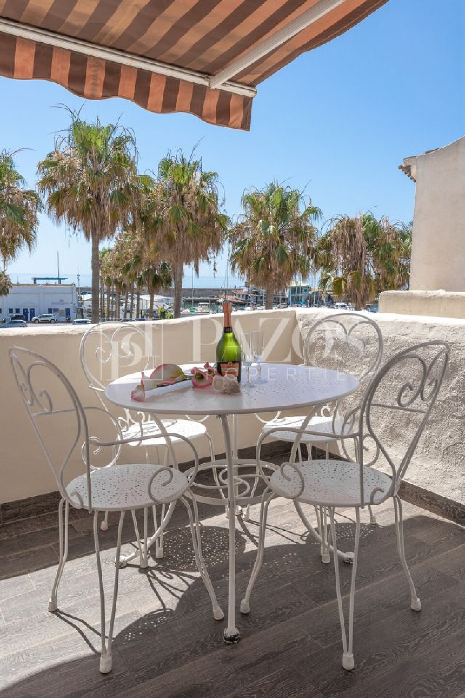 till salu takvåning Puerto Marina Costa Del Sol Occidental 2
