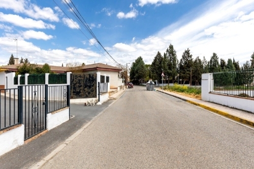Albolote Vega De Granada tomt foto 6238103