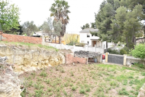 Bellvei Baix Penedès tomt foto 6240103