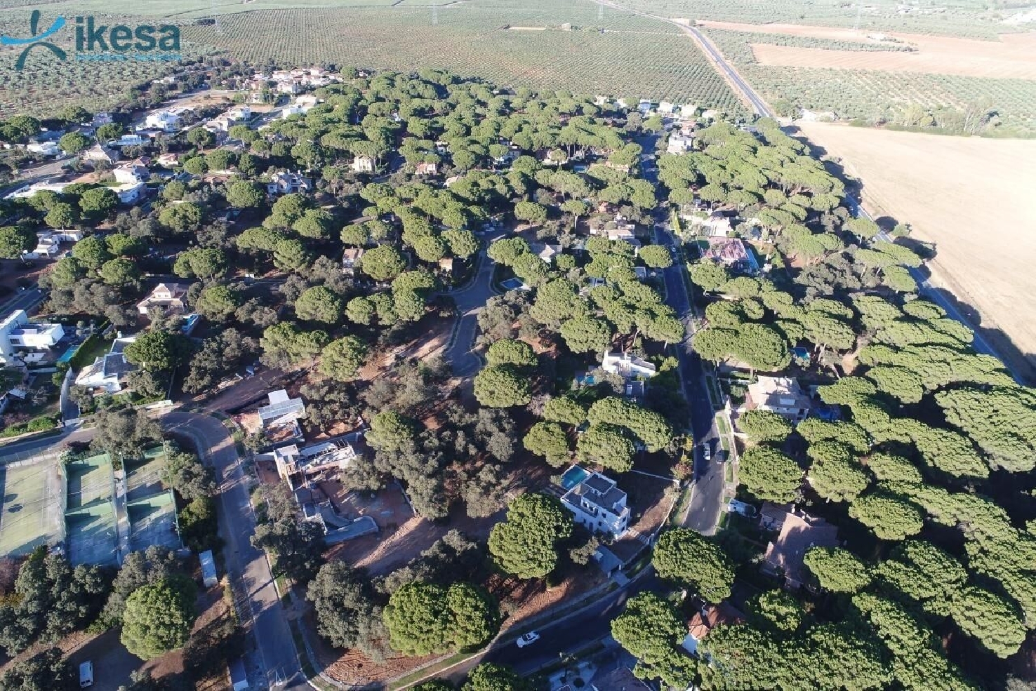 till salu tomt Urbanización La Juliana Aljarafe 1