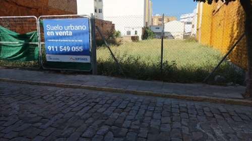 Camas Metropolitana De Sevilla tomt foto 6242311