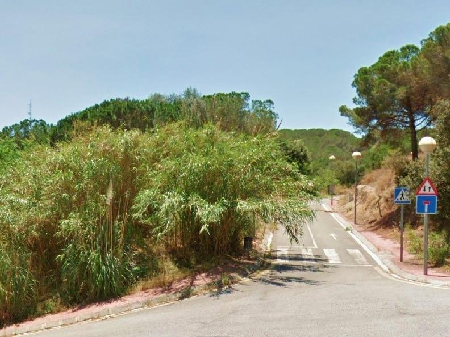 till salu tomt Carolines Maresme 2