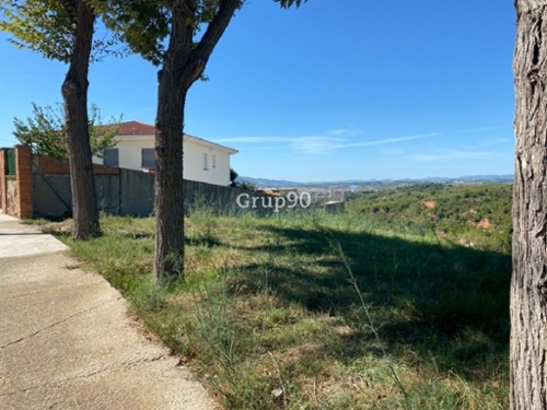 Casetes De Ca N''oliveró Vallès Occidental tomt foto 6229849