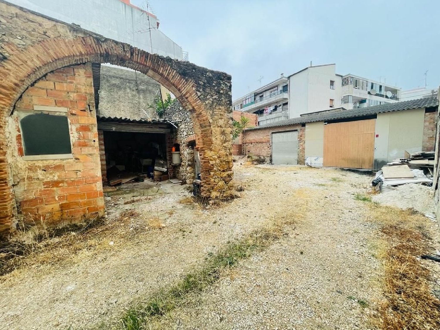  for sale plot Figueres Alt Empordà 1
