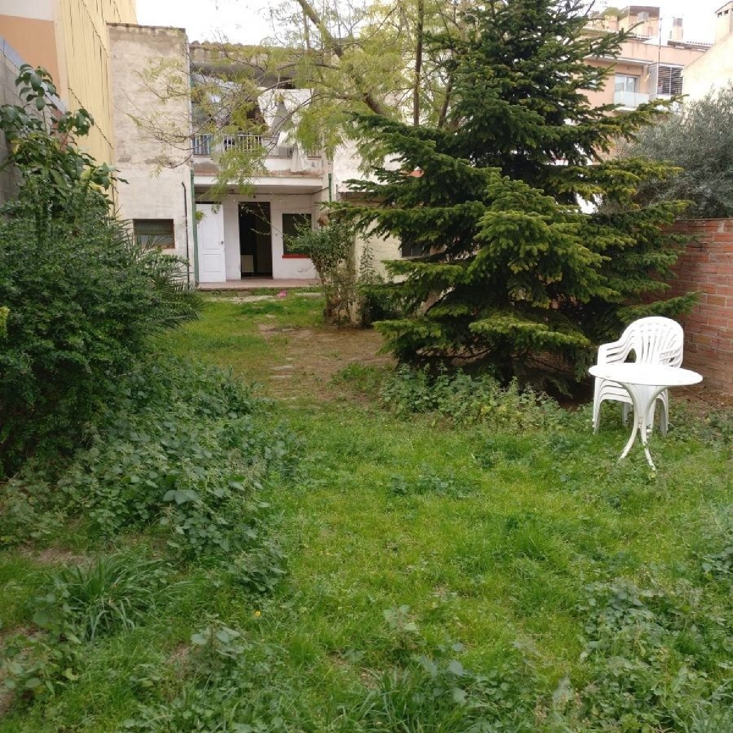 till salu tomt Figueres Alt Empordà 3