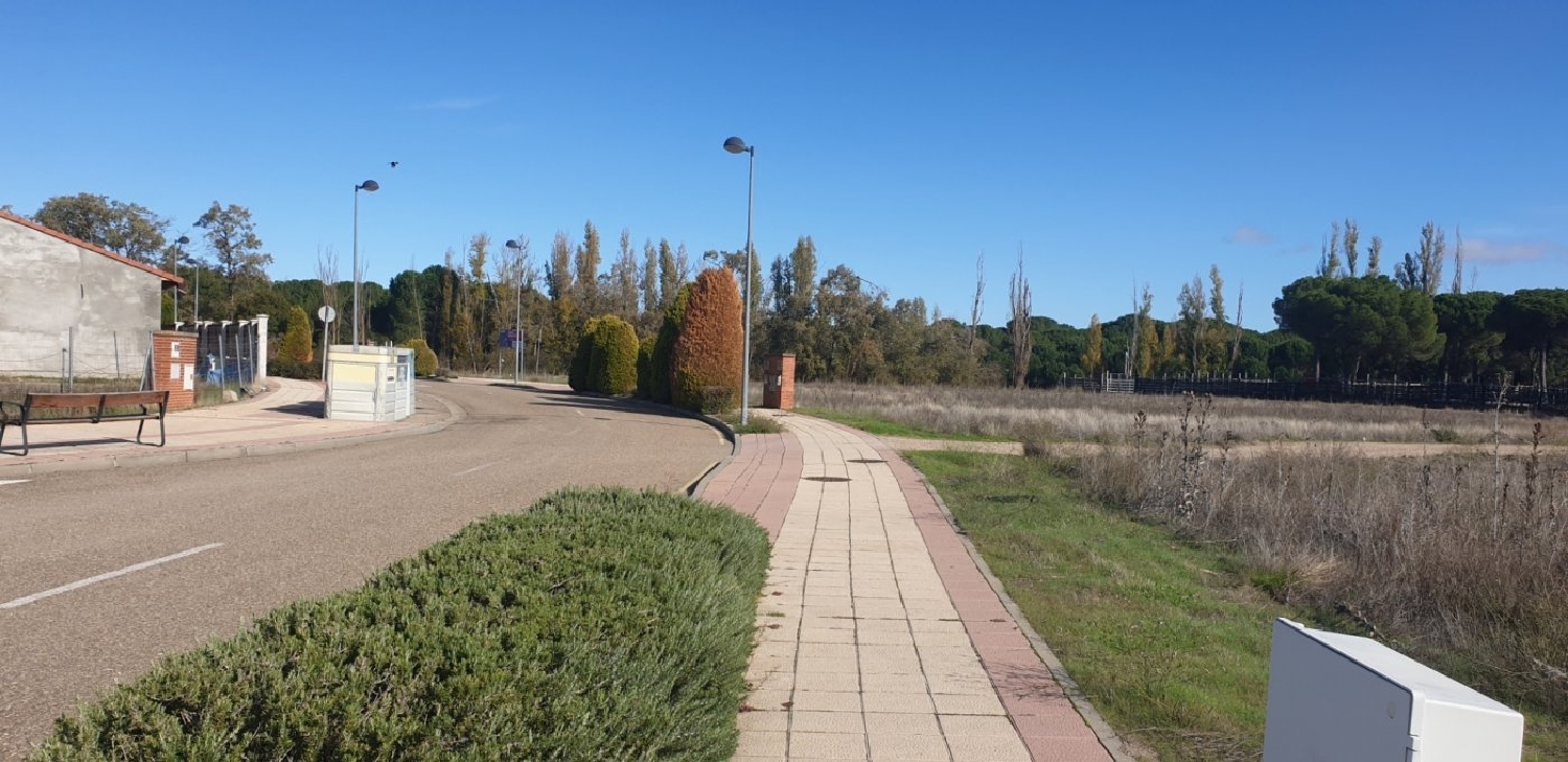  till salu tomt Golf De Aldeamayor Tierra De Pinares 5
