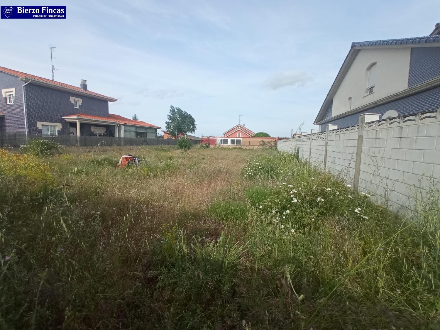  till salu tomt Golpejar De La Sobarriba León 7