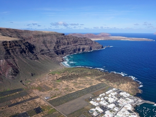 Guinate Lanzarote tomt foto 6235025