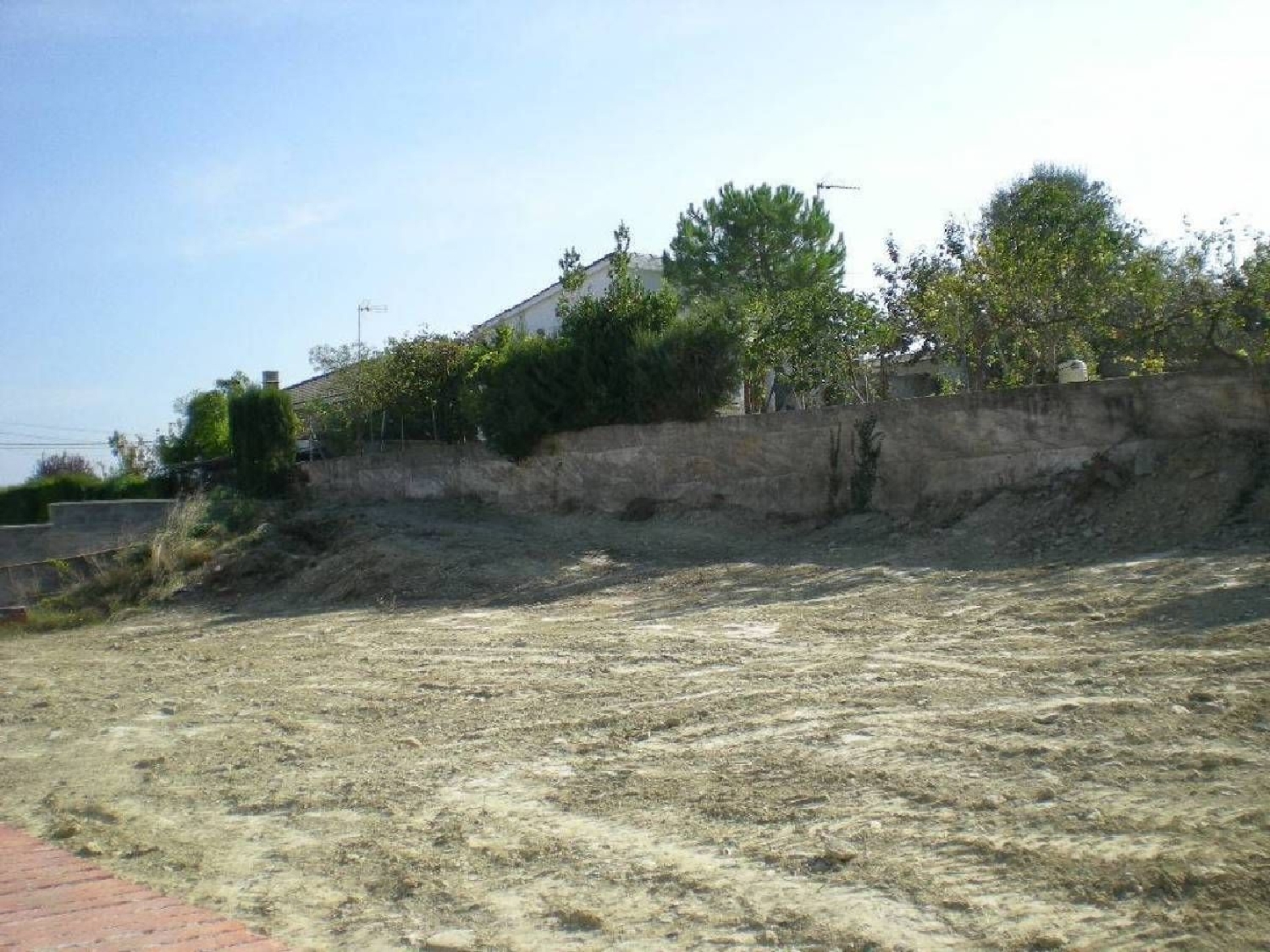 till salu tomt La Fabrica Bages 2