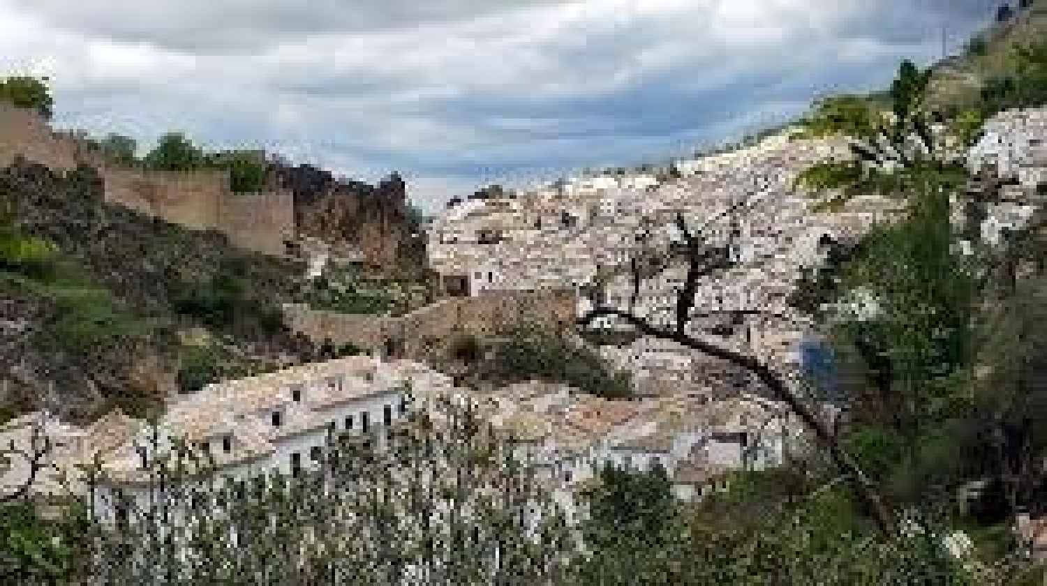 till salu tomt La Iruela Sierra De Cazorla 2