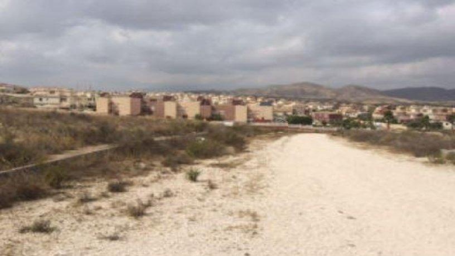 till salu tomt San Vicente Del Raspeig Alacantí 2