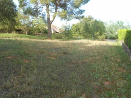 Les Brucardes Bages tomt foto 6259610