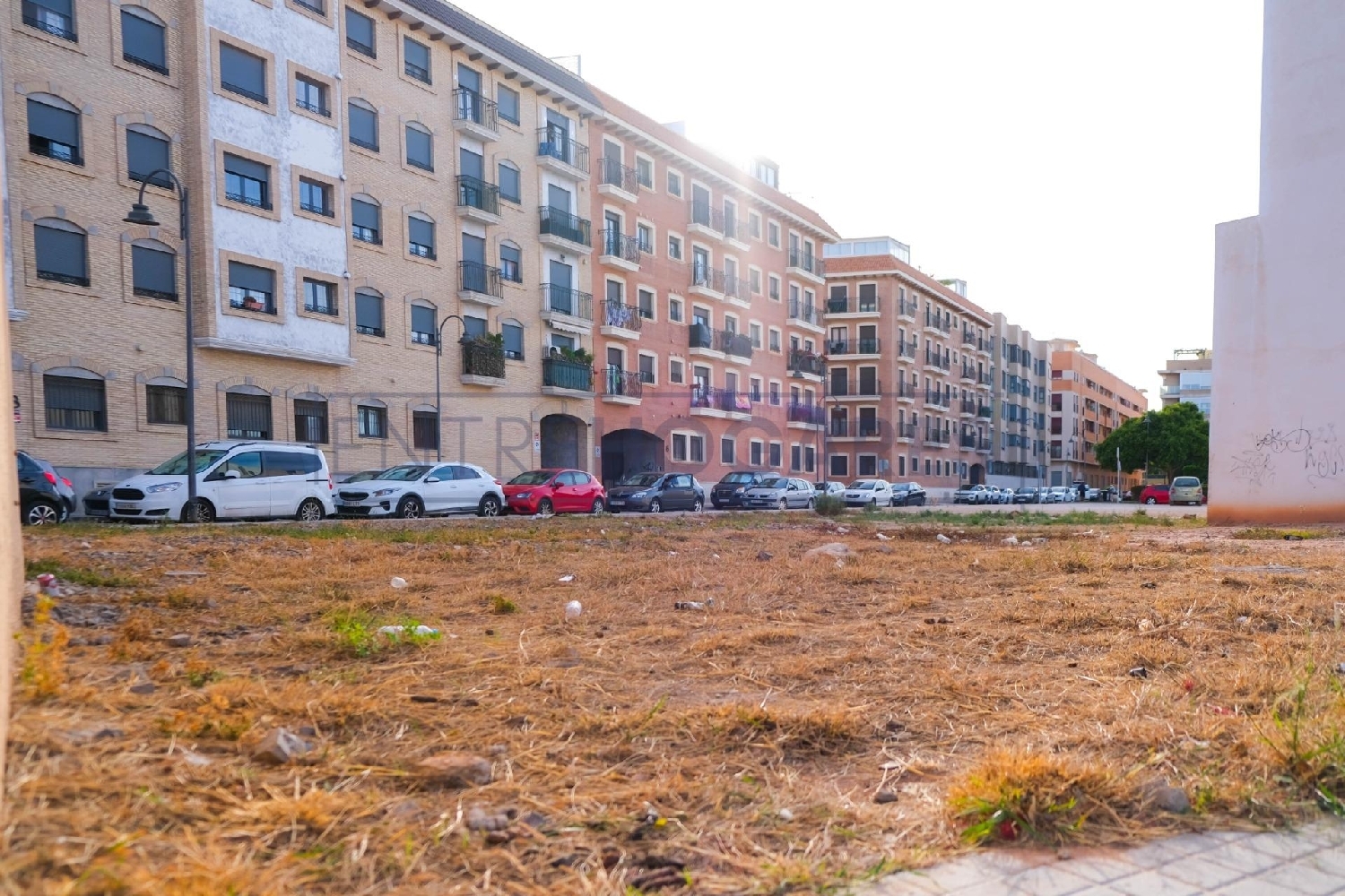 till salu tomt Barrio Roca Horta Nord 2