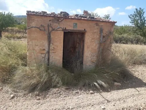 El Derramao Vinalopó Mitjà tomt foto 6184042