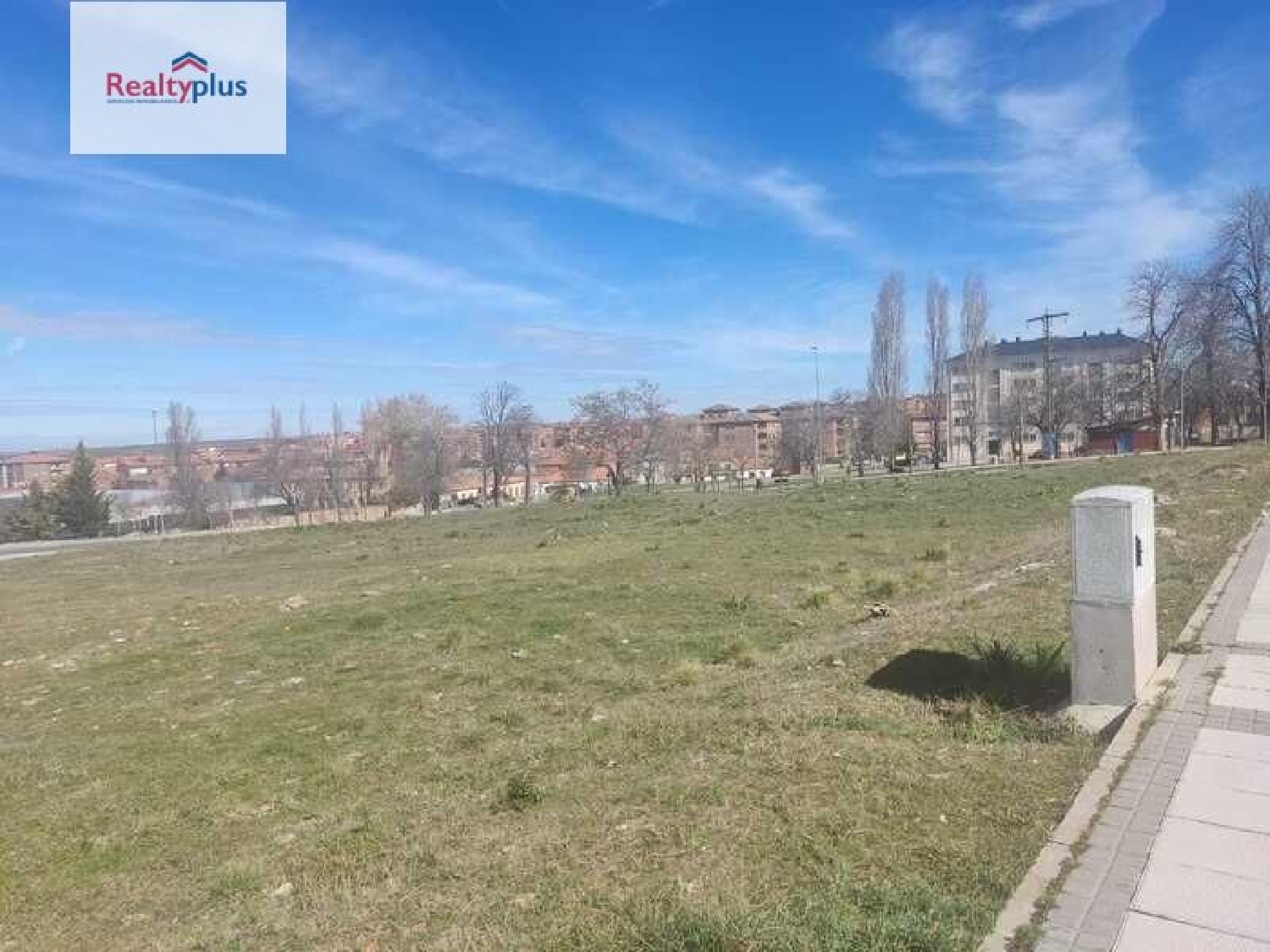  till salu tomt Nueva Segovia-El Cerro 40006 Segovia Sur 7