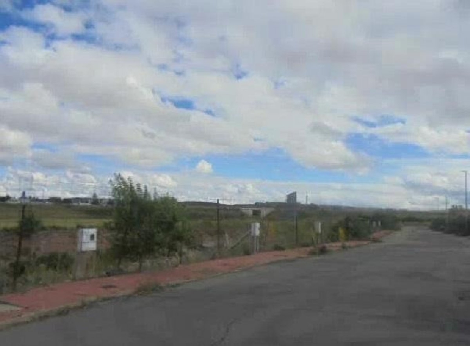  till salu tomt San Julián De Valmuza Campo De Salamanca 7