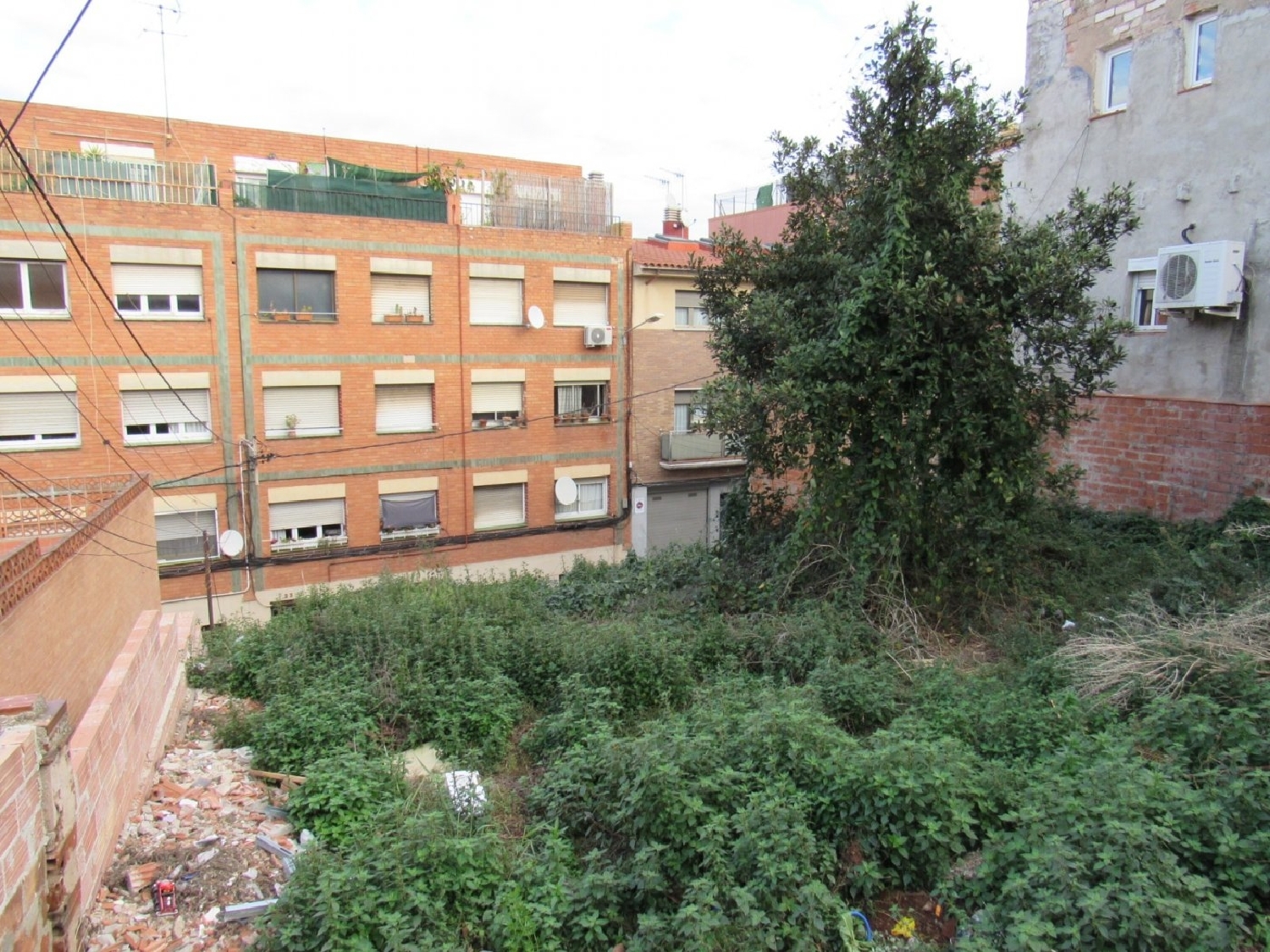 till salu tomt Santa Coloma De Gramenet 08923 Barcelonès 2