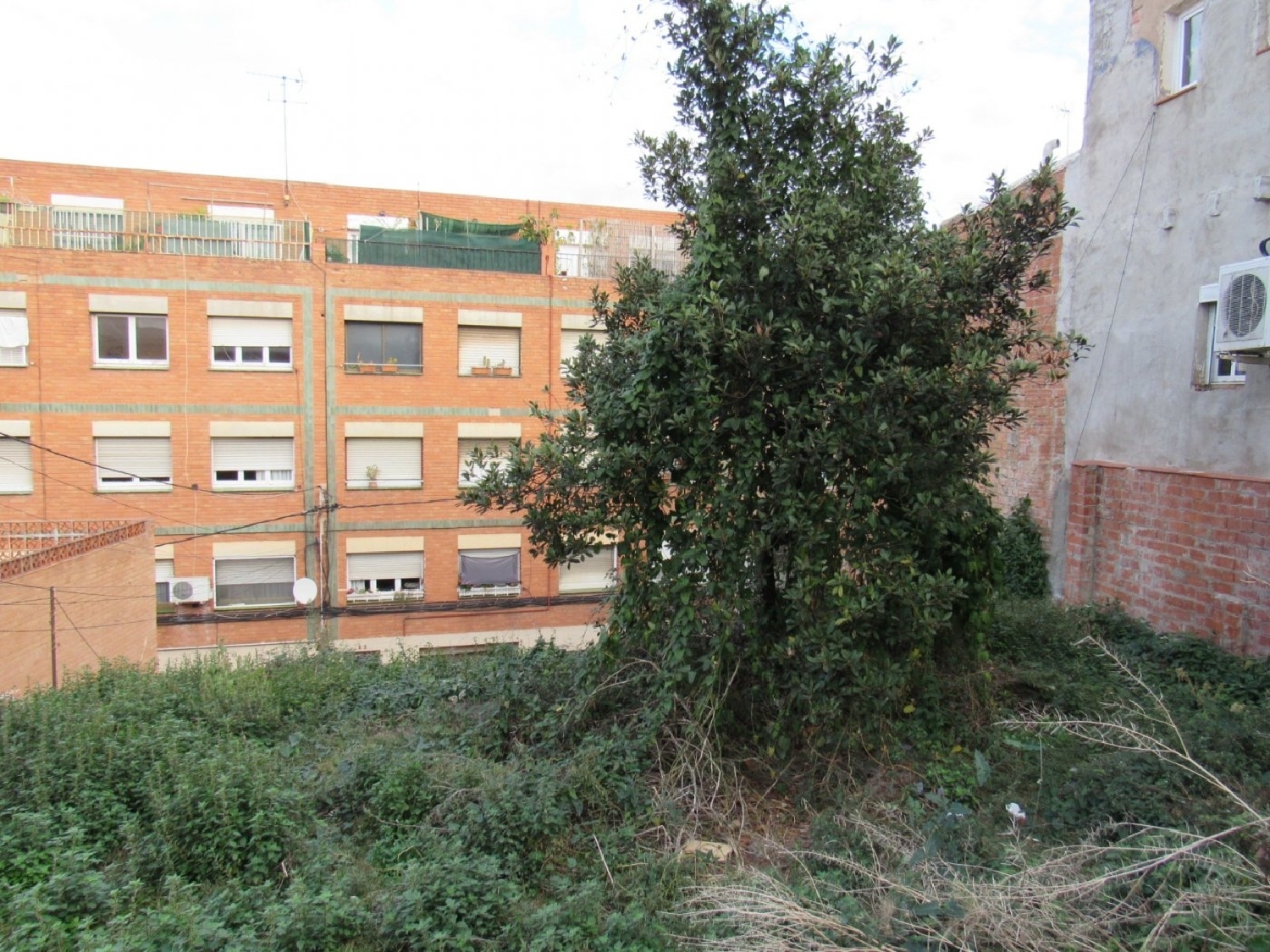till salu tomt Santa Coloma De Gramenet 08923 Barcelonès 3