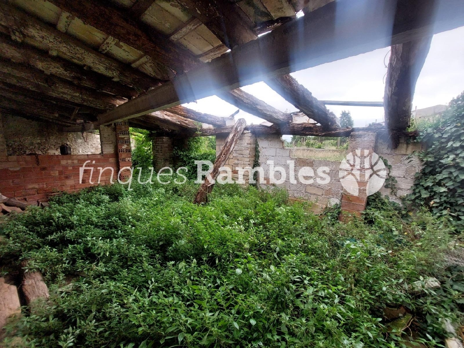 till salu tomt Santa Margarida De Montbui Anoia 2
