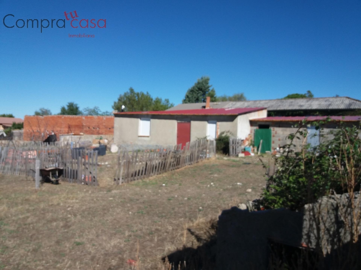 till salu tomt Tizneros Segovia Sur 3