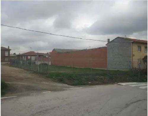Tórtola De Henares Campiña tomt foto 6196177