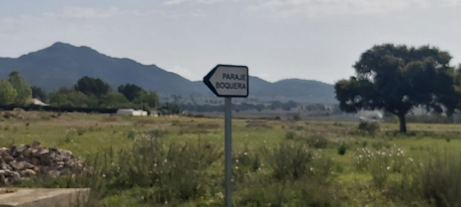  till salu tomt Urbanización La Virgen Alt Vinalopó 4
