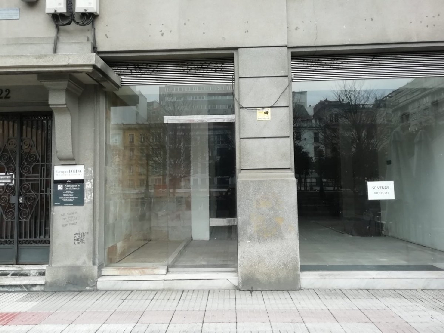  till salu lokal A Coruña Centro 15005 Coruña 1