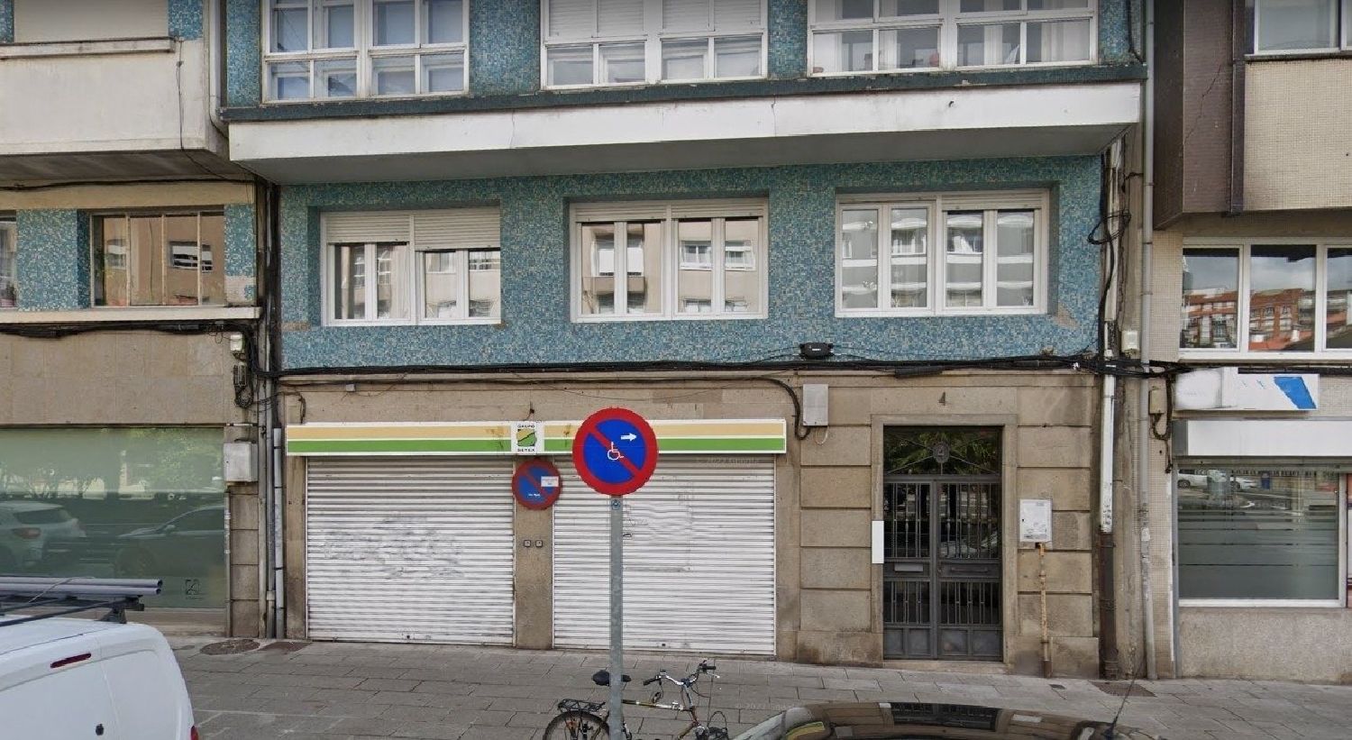  till salu lokal Angrois Santiago 1