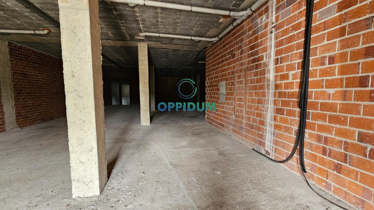  till salu lokal A Serra Ortegal 5