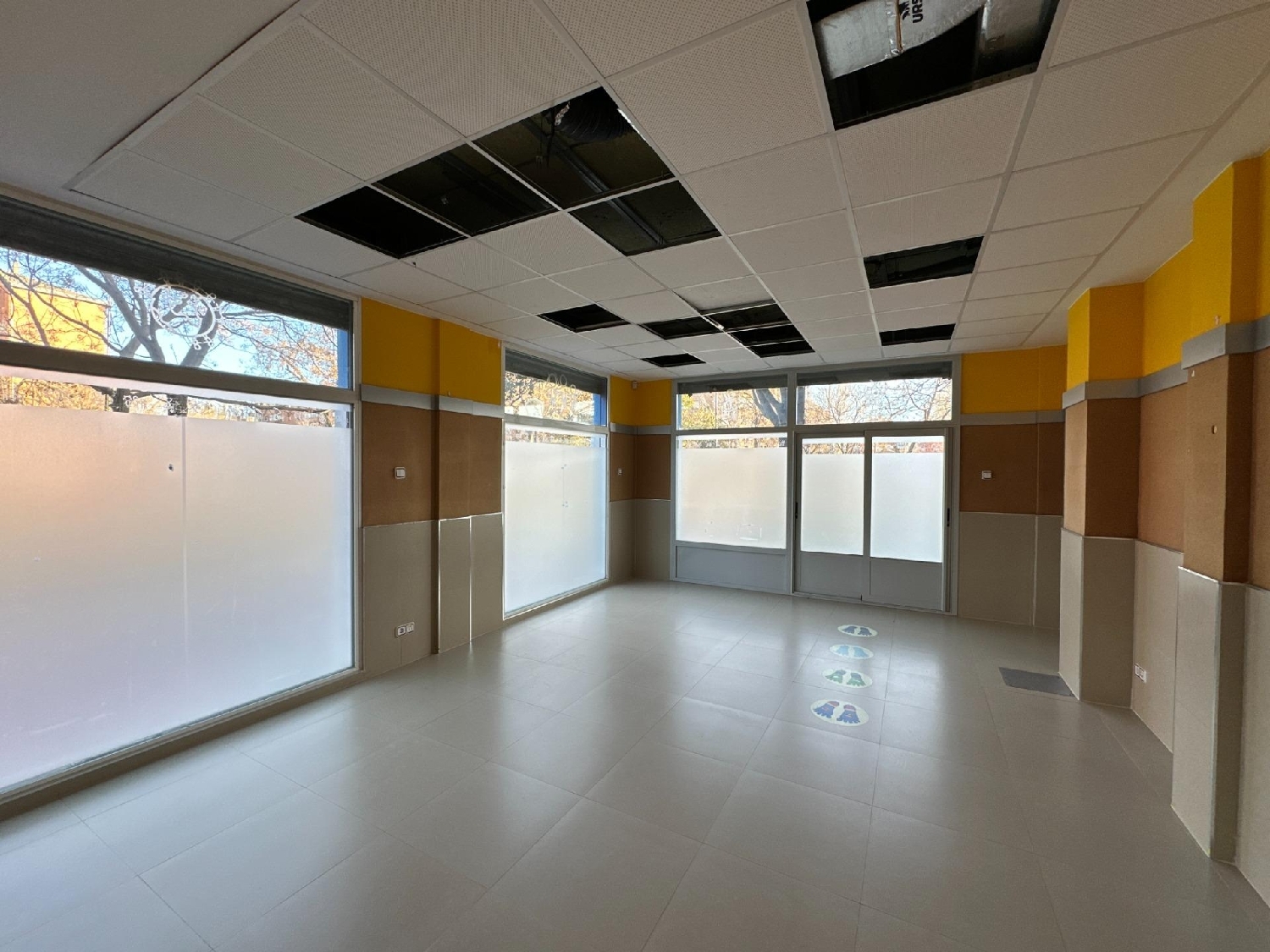  en venta local Actur Rey Fernando D.C. Zaragoza 4