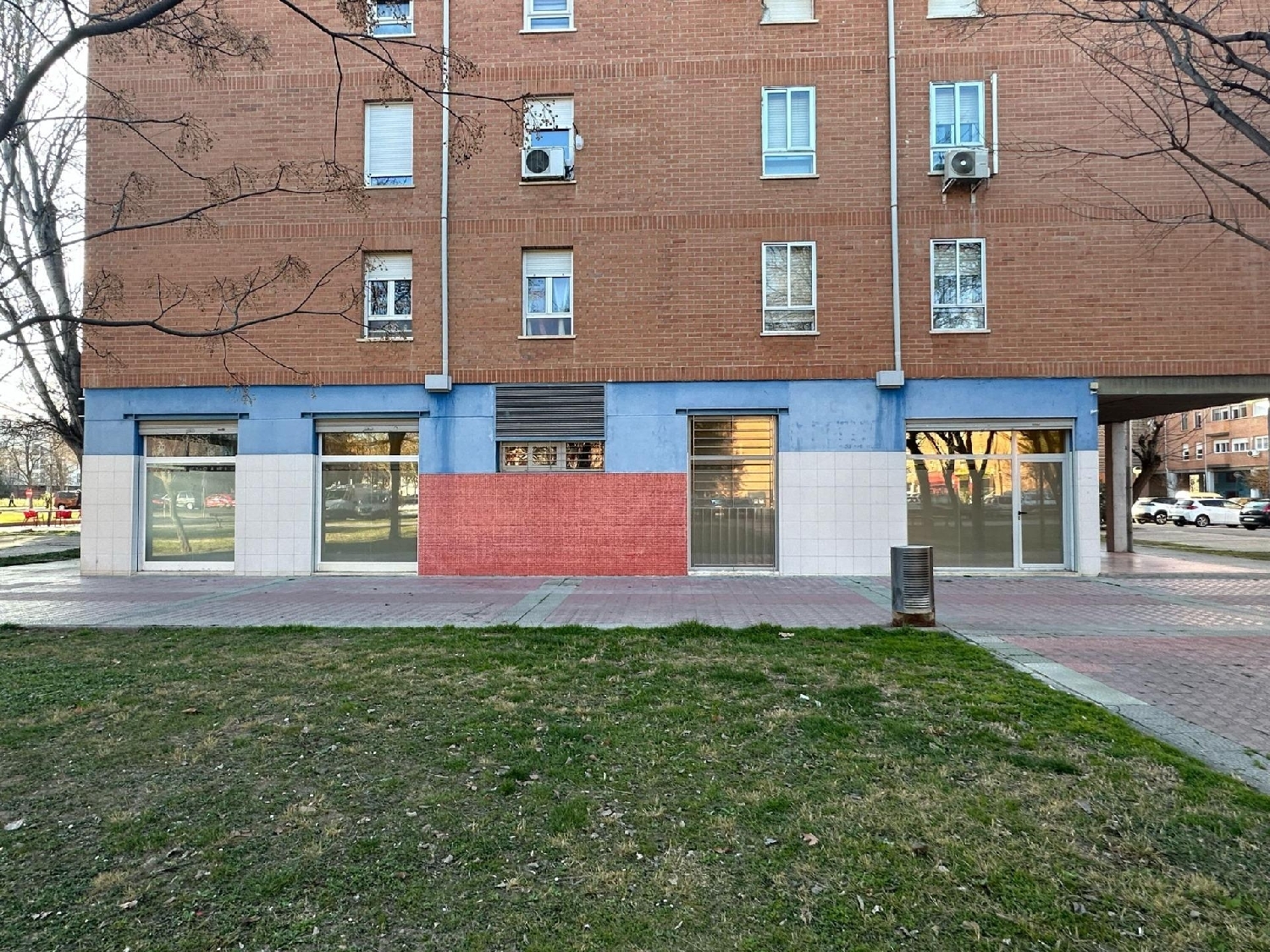  en venta local Actur Rey Fernando D.C. Zaragoza 2