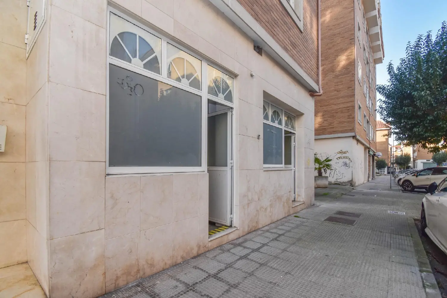till salu lokal San Bartolomeu Coruña 2